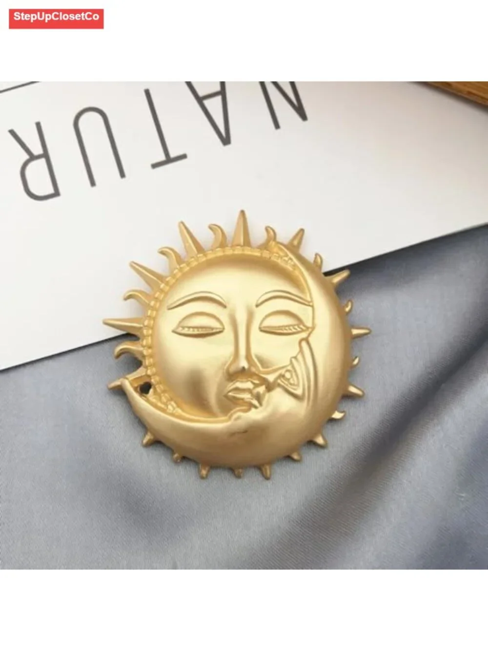 Vintage Gold-Tone Moon Sun Brooch Pin Baroque Fairy Planet Badge Hat Scarf